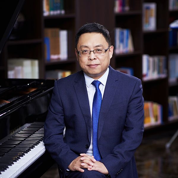 李新